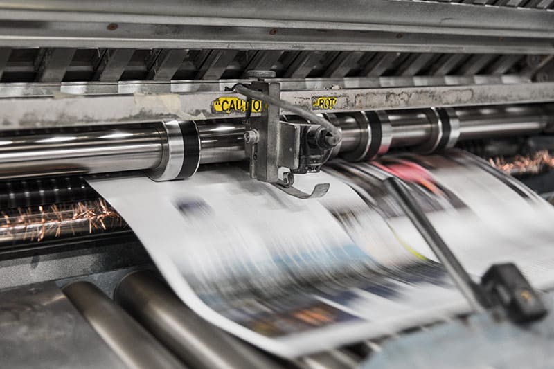 servicios impresion digital offset maquina2 - Impresión digital revistas