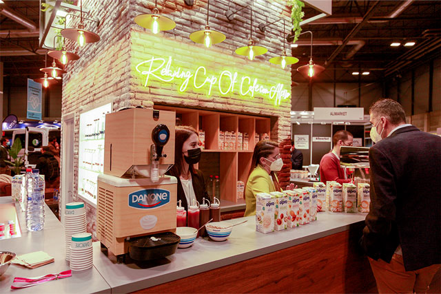 Blog danone food service diseno produccion stand empresa neon - Diseño y producción de stands para empresas: Danone Food Service
